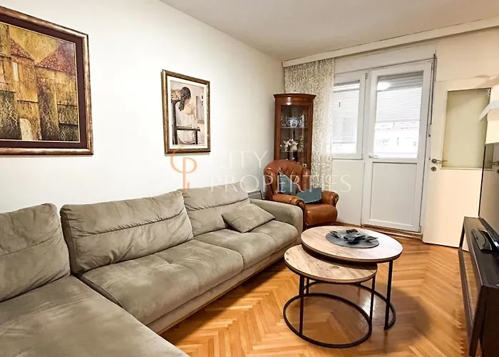 Διαμέρισμα Charming And Lovely In Center *